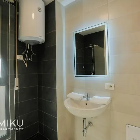 Miku - Bright 1 Bedroom At Olympic * Tirana